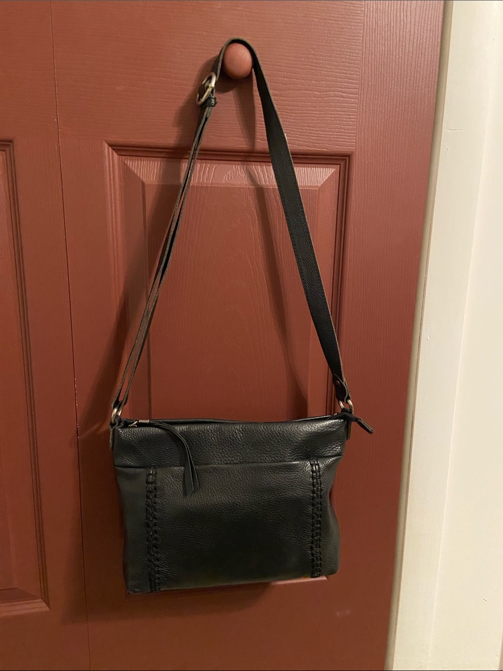 Black Leather Crossbody Bag - Sleek Everyday Shoulder Bag The Sak